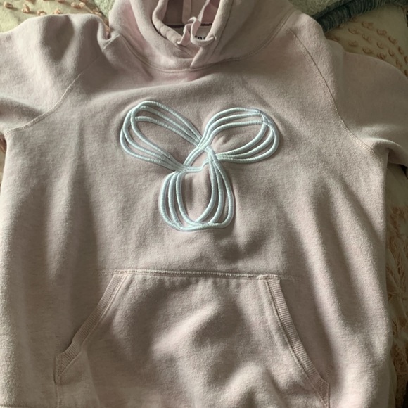 light pink TNA hoodie! - Picture 2 of 4